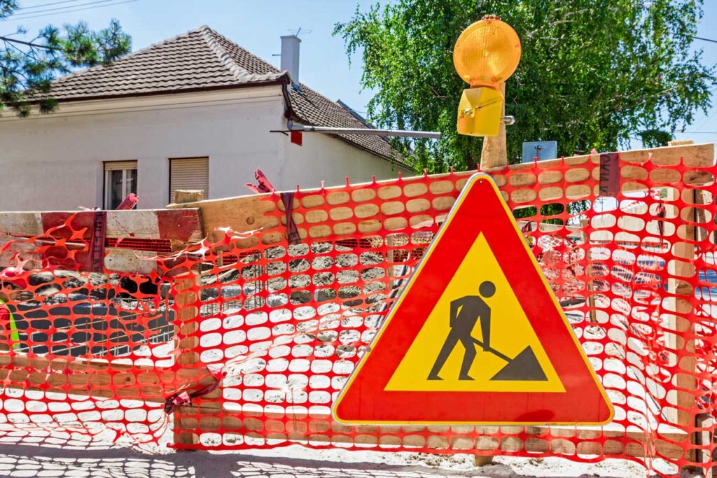 key safety management factors for health and safety in construction engineering